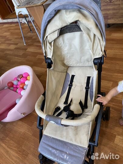 Прогулочная коляска