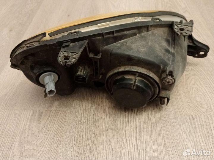 Фара на chevrolet lanos