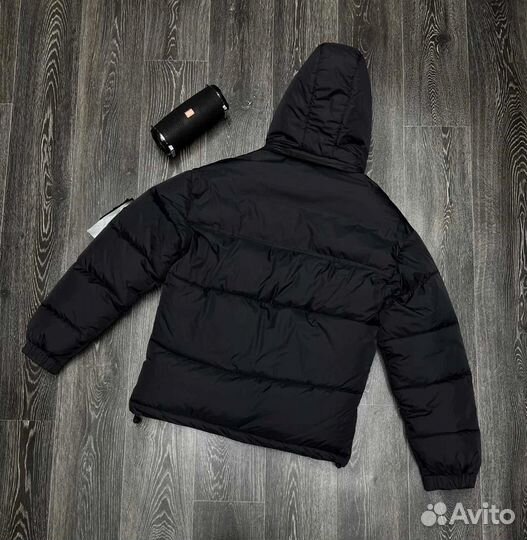 Пyxoвик Stone Island