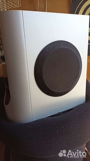 Домашний сабвуфери