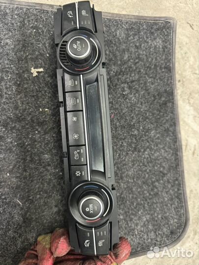 Блок управления климатом BMW X5 E70