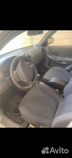Hyundai Accent 1.5 AT, 2006, 266 000 км