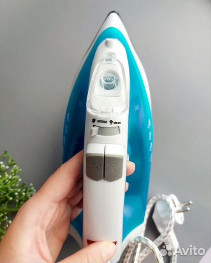 Утюг электрический новый