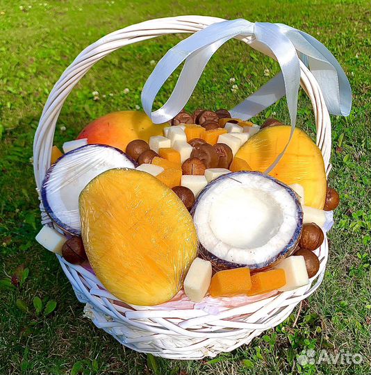 Фруктовые букеты. Подарочные корзины