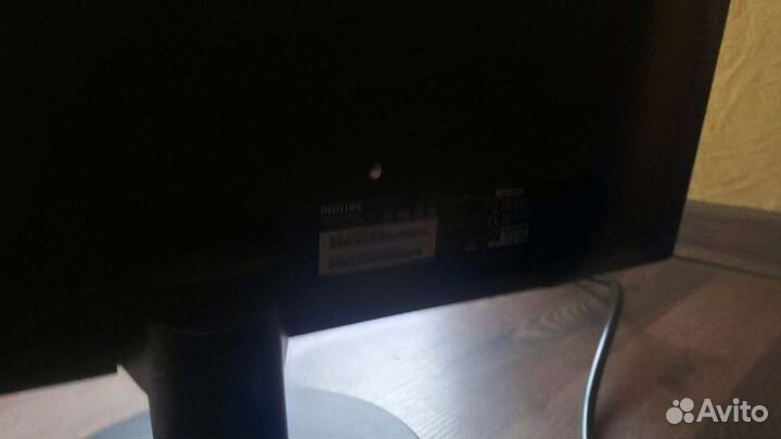 Монитор Philips 203v