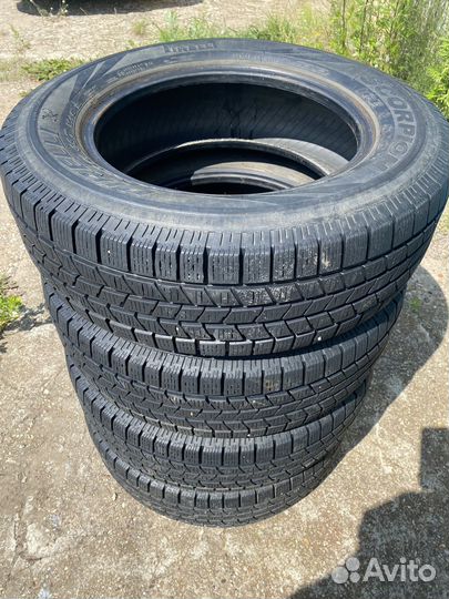 Pirelli Scorpion 215/65 R16