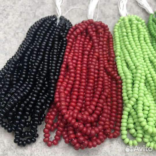 Винтажный чешский бисер