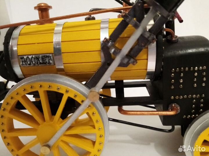 Стендовая модель паровоза