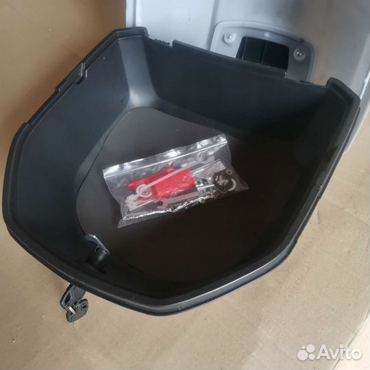 Багажник-кофр на велосипед