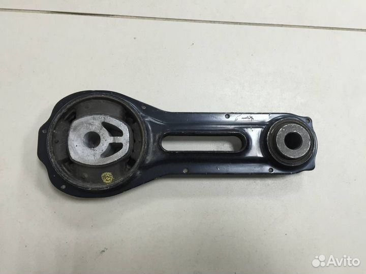 Опора двигателя передняя Mitsubishi Outlander GF 2