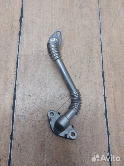 Трубка слива масла с турбины Opel Zafira B Z19DT