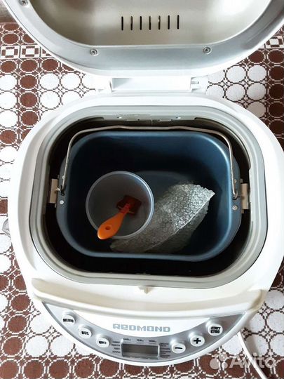 Хлебопечка