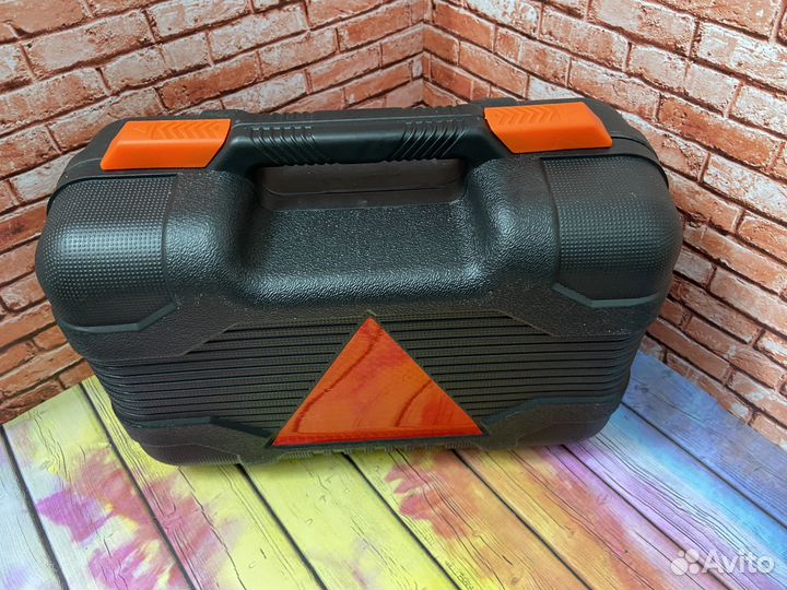 Компрессор автомобильный двухпоршневой