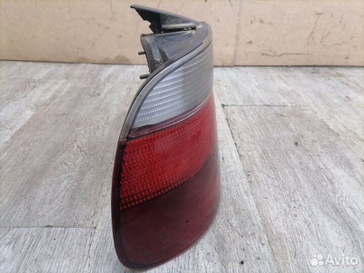 Фонарь задний левый Bmw 5-Series E39 2000