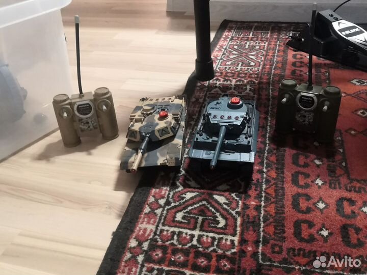 Игрушечные танки на радио упровлении