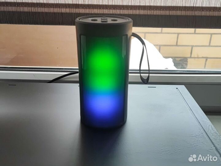 Блютуз колонка с радио