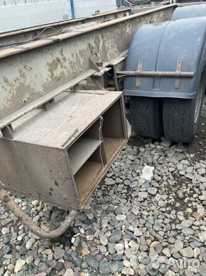 Полуприцеп контейнеровоз МАЗ МАЗ-933060, 2008