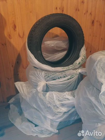 Nokian Tyres Hakkapeliitta SUV 5 235/60 R18 107
