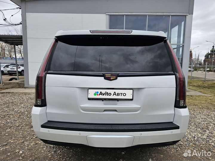 Cadillac Escalade 6.2 AT, 2019, 98 393 км