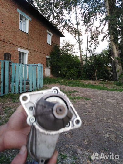 Стартер Peugeot 405