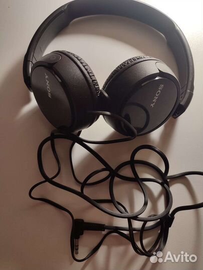 Проводные наушники sony