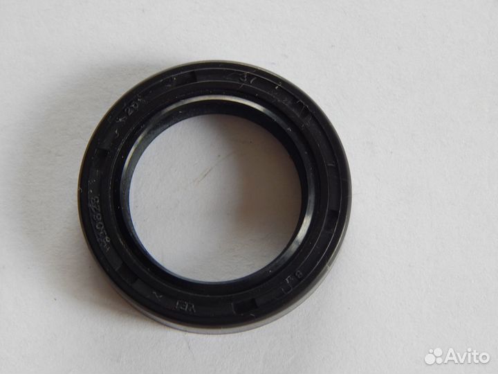 Сальник бака 25*37*7 A10623