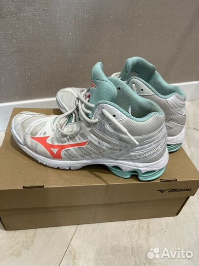 Mizuno волейбольные US8,5