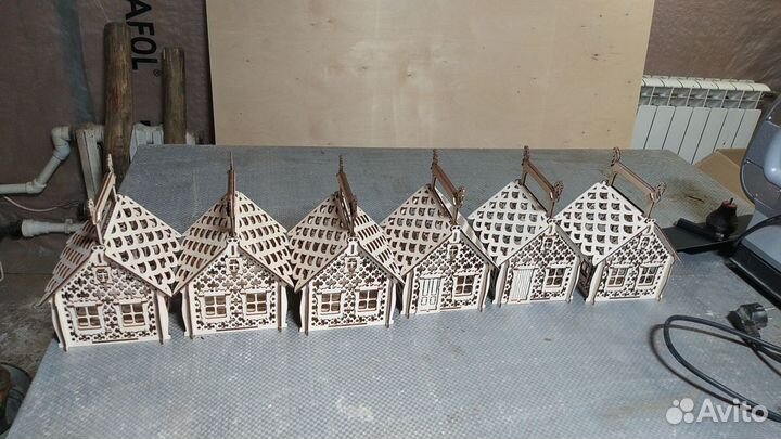 Лазерная резка фанеры, гравировка