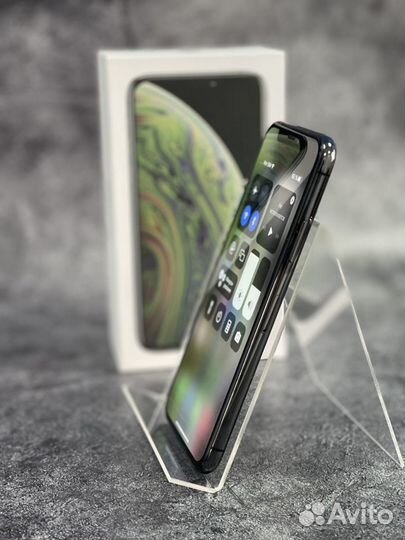 iPhone Xs, 256 ГБ