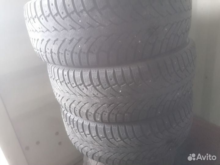 Pirelli Formula Ice 225/60 R17
