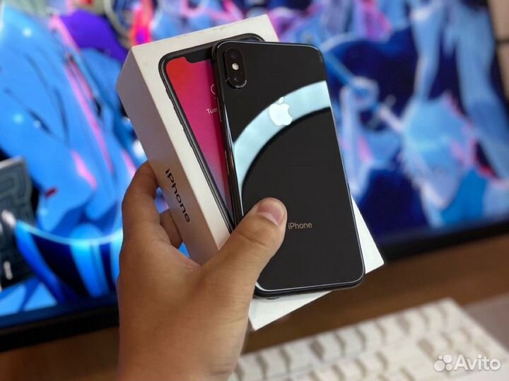 iPhone X, 64 ГБ