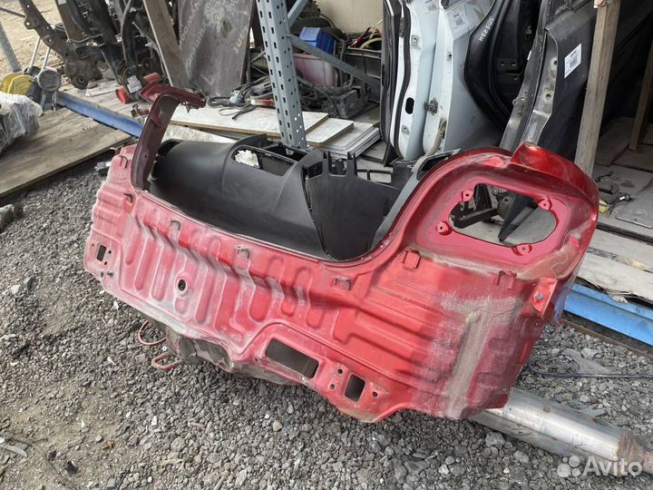 Б/У Панель задняя 691001G300 Hyundai-KIA