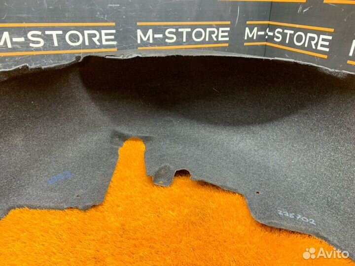 Подкрылок задний правый Mercedes-Benz C-Class W203