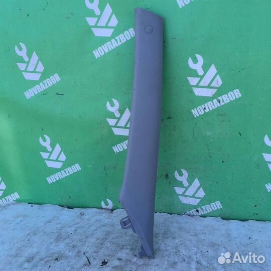 Обшивка стойки Киа Серато