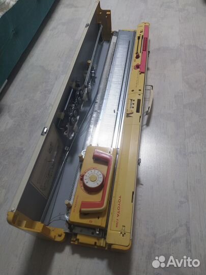 Вязальная машина toyota