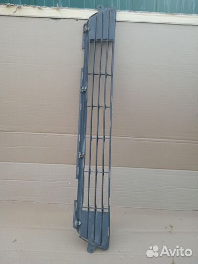 Решётка в. Бампер Тойота 150