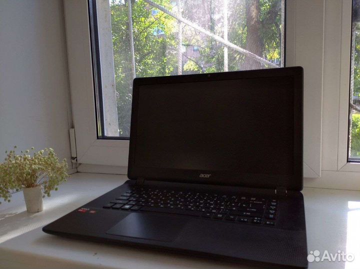 Ноутбук acer A4 4/4 1.8ghz /6gb/128gb