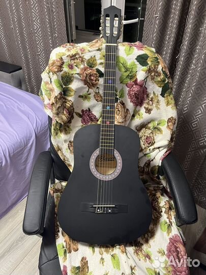 Классическая гитара Belucci