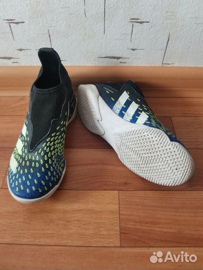 Бутсы (футзалки) adidas