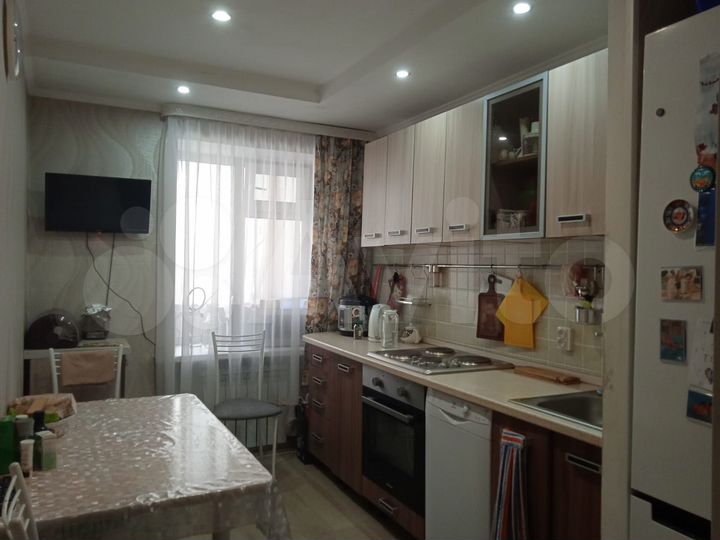 2-к. квартира, 48 м², 1/3 эт.