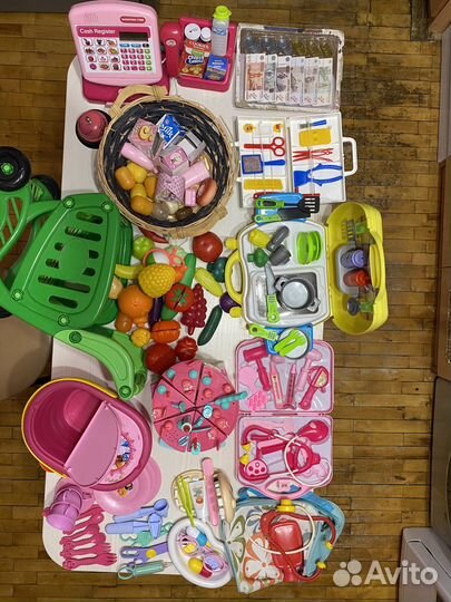 Детские ролевые игры; музыкальные инструменты