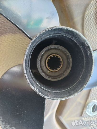 Винт для лодочного мотора