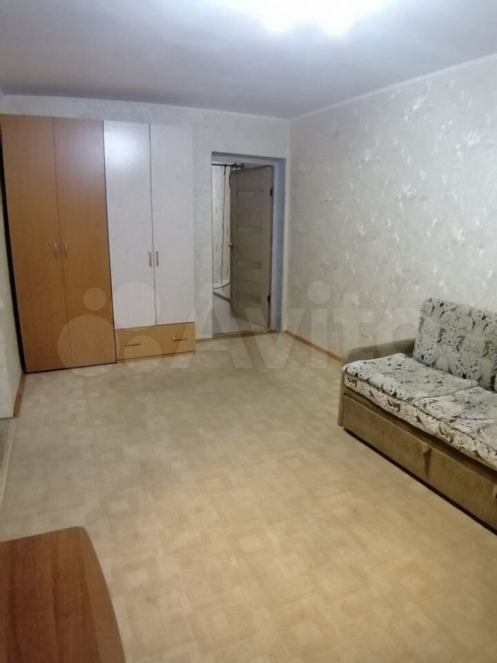 2-к. квартира, 43 м², 2/4 эт.