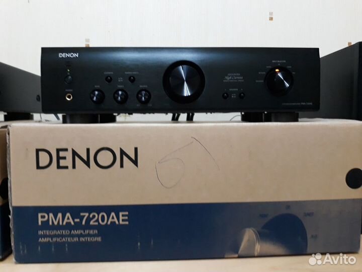 Интегральный усилитель Denon PMA-720AE черный