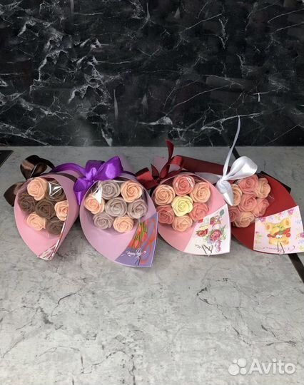 Шоколадные розы, букет на 1 сентября