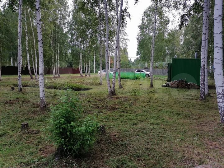 Дача 20 м² на участке 10 сот.