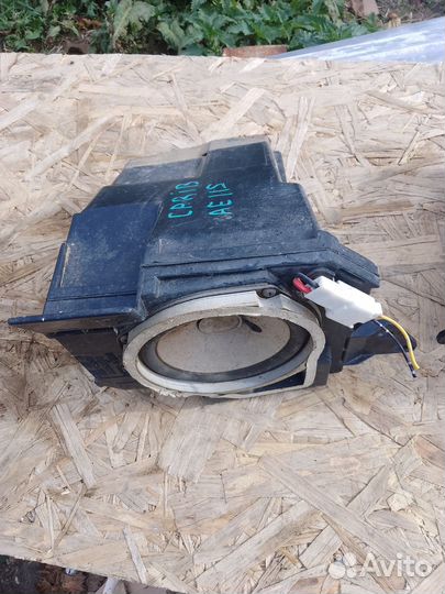 Динамики в корпусе Toyota sprinter carib