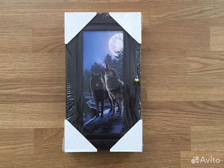 Ключница настенная дерево