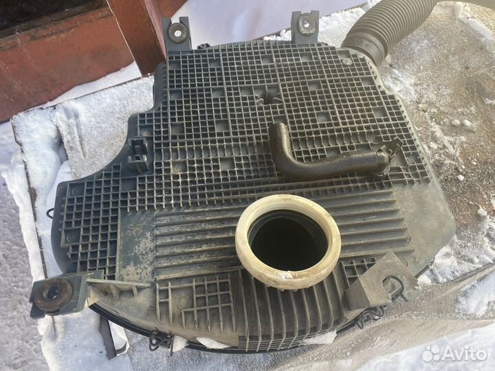 Логан корпус возлушного фильтра