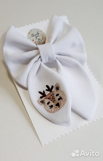 Бантик с вышивкой
